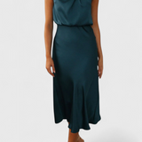 Rina Vestido Elegante de Cuello Halter Drapeado