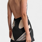 Fae Vestido Corto Halter con Estampado Abstracto y Cinturón