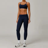 Conjunto deportivo con top y leggings