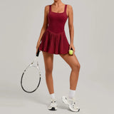 Vestido de tenis con espalda descubierta