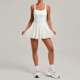 Vestido de tenis con espalda descubierta