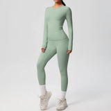 Conjunto deportivo con manga y pernera larga