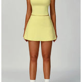 Ropa deportiva de tenis con minifalda y top