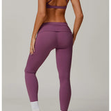 Conjunto deportivo con top y leggings