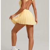 Vestido de tenis con espalda descubierta