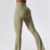 Pantalones con pernera flare