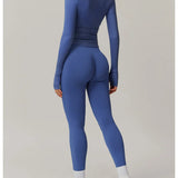 Conjunto deportivo con sudadera y leggings