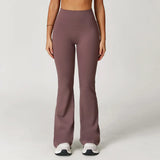 Pantalones de gimnasio con pernera de campana