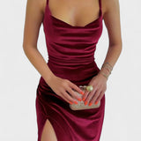 Gabriela – Vestido de Terciopelo con Abertura Lateral que realza tu sensualidad