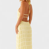 Adeline – Vestido Largo con Cuello Halter que realza tu elegancia