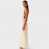Adeline – Vestido Largo con Cuello Halter que realza tu elegancia