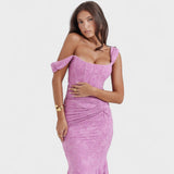 Cesca – Vestido de silueta escultural que resalta tu elegancia