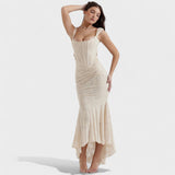 Cesca – Vestido de silueta escultural que resalta tu elegancia