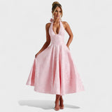 Effie – Vestido Midi Texturizado con Escote Halter que resalta tu feminidad