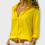 Elara – Blusa de chiffon que inspira elegancia celestial