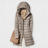 Annika – Chaqueta de plumas ultraligera e impermeable que combina estilo y funcionalidad