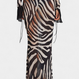 Taisia – Vestido Largo Estampado Animal que Resalta Tu Audacia