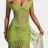Therese – Vestido Largo con Escote Profundo que realza tu figura