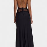 Ashanty – Vestido Largo con Escote Halter que irradia sensualidad refinada